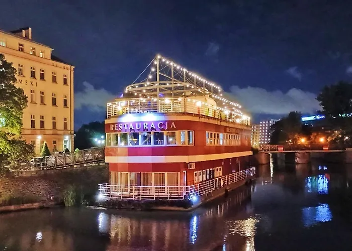 Bed & Breakfast Great Polonia River Boat 3*