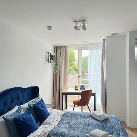 Great Polonia River Boat Bed & Breakfast *